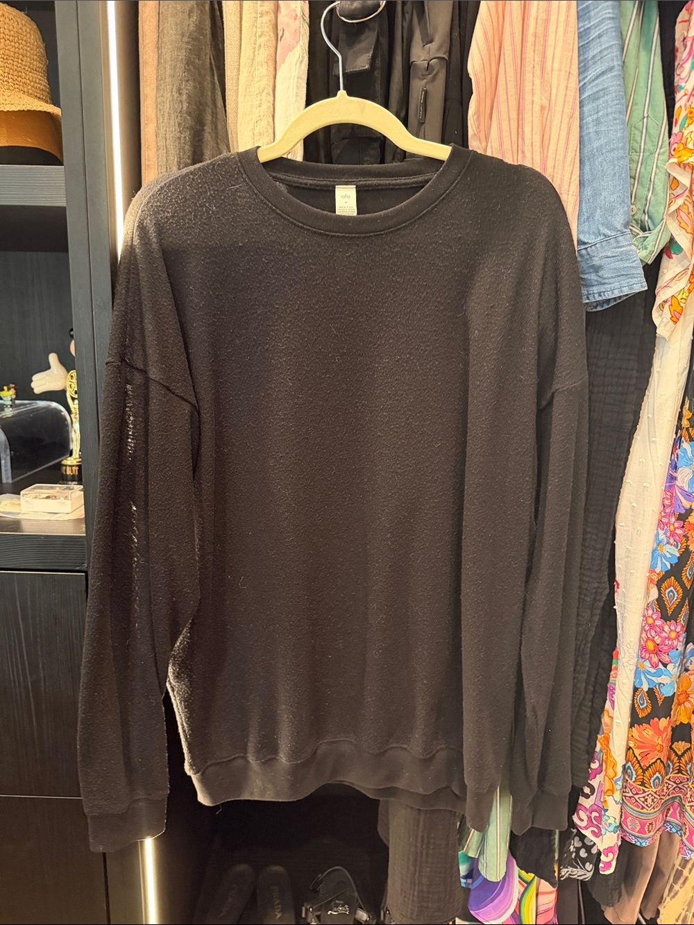 Lightweight cotton sweater by Alo Yoga Size medium